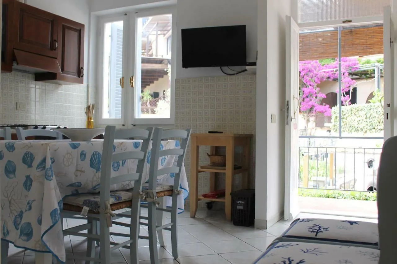Apartment Casa Azzurra 3 Camere E 2 Bagni Fetovaia Italy