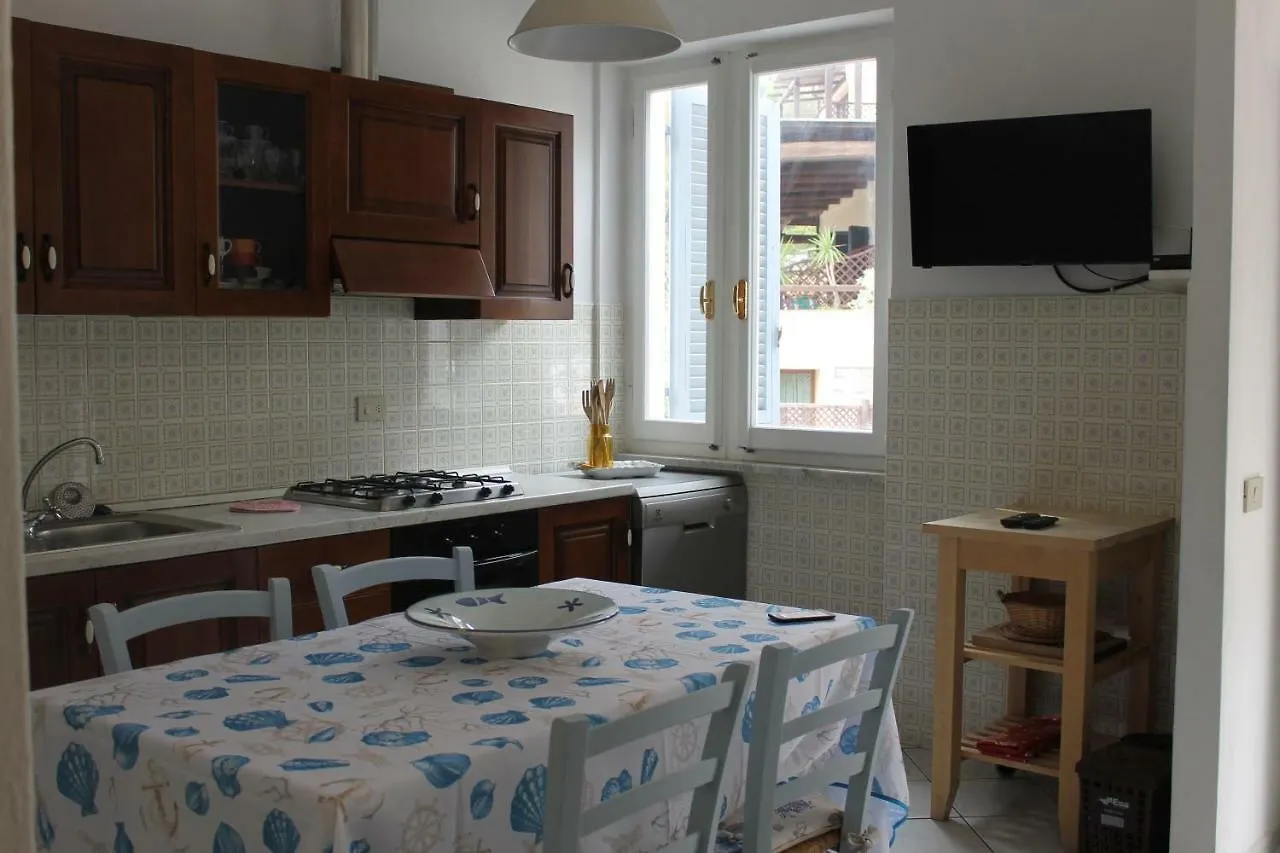 Apartment Casa Azzurra 3 Camere E 2 Bagni Fetovaia